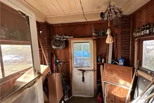 371 Ohio Ave, Clairton, PA 15025 - Photo 9