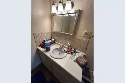 357 Ohio Ave, Clairton, PA 15025 - Photo 13