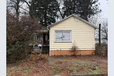 1142 Hamilton Ave, Farrell, PA 16121 - Photo 1