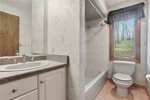 2471 Fife Dr, Pittsburgh, PA 15241 - Photo 19