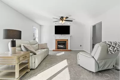 318 Village Drive, Adams Township, PA 16046 - Photo 15