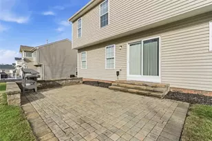 318 Village Dr, Adams Township, PA 16046 - Photo 17