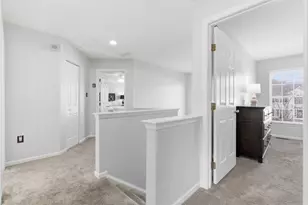 318 Village Dr, Adams Township, PA 16046 - Photo 23