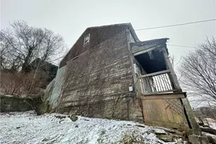 823 Grant St, McKeesport, PA 15132 - Photo 3