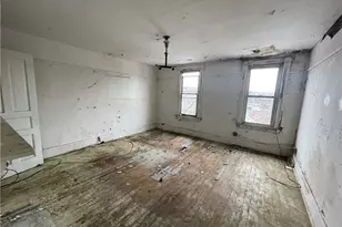 823 Grant St, McKeesport, PA 15132 - Photo 17