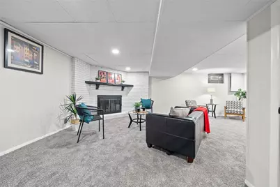 883 Blue Ridge Rd, Pittsburgh, PA 15239 - Photo 17