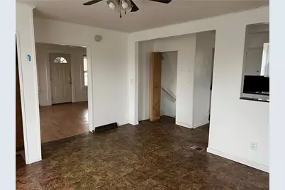 536 Patton Ave, Jeannette, PA 15644 - Photo 7