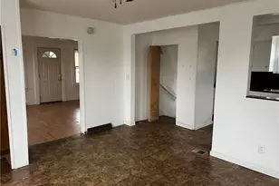 536 Patton Ave, Jeannette, PA 15644 - Photo 7