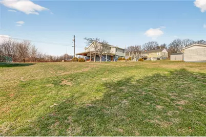 205 N Quarry St, Mt Pleasant Boro, PA 15666 - Photo 5