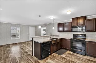 253 Colleen Ln, Jeannette, PA 15644 - Photo 15