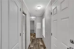 253 Colleen Ln, Jeannette, PA 15644 - Photo 17