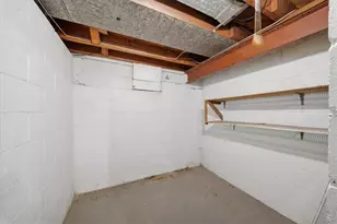 828 Dearborn St, Harmony Township, PA 15005 - Photo 21