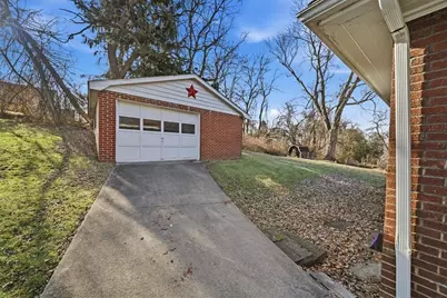 828 Dearborn St, Harmony Township, PA 15005 - Photo 3