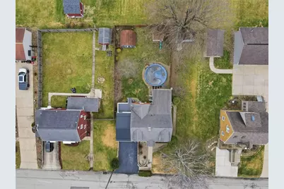 702 Hemlock Dr, Aliquippa, PA 15001 - Photo 41