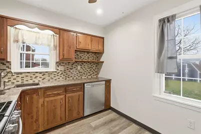 702 Hemlock Dr, Aliquippa, PA 15001 - Photo 13