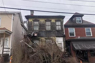 440 4th St, Braddock, PA 15104 - Photo 1