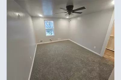 17 Hemlock St, Ellsworth Boro, PA 15331 - Photo 7