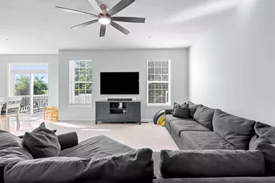 2284 Flint Dr, South Strabane, PA 15301 - Photo 5