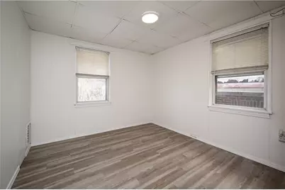 2606 Belmar Pl, Pittsburgh, PA 15218 - Photo 5