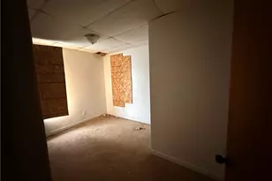 404 E Locust St, Butler, PA 16001 - Photo 13