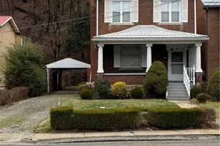 555 Market St, Leechburg Boro, PA 15656 - Photo 1