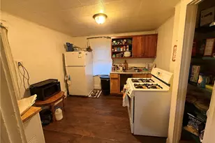 421 & 423 Bessemer Ave, Twp of But SW, PA 16045 - Photo 7