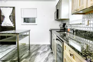 606 Hope St, Scott Township, PA 15220 - Photo 11