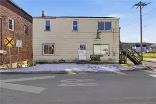 399 Cherry St, Montgomery-Grant, PA 15724 - Photo 3