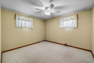 14 Scholar Dr, Pittsburgh, PA 15236 - Photo 19