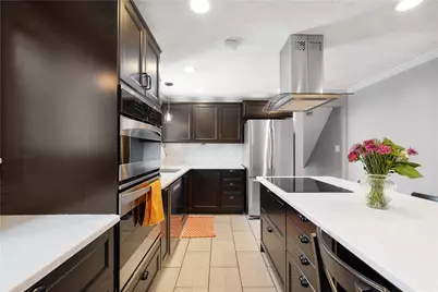 930 Lindsay Rd, Scott Township, PA 15106 - Photo 9