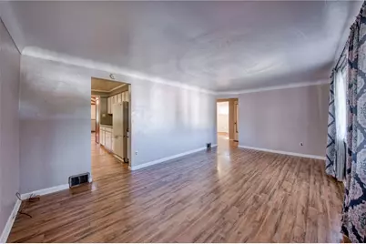 4615 Home St, West Mifflin, PA 15122 - Photo 9