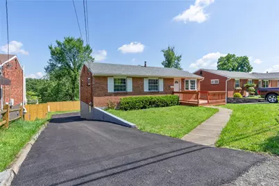 1625 Loretta Dr, Pittsburgh, PA 15235 - Photo 3