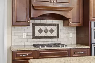 251 Field Club Cir, Robinson Twp, PA 15136 - Photo 11