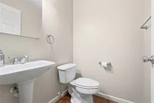 251 Field Club Cir, Robinson Twp, PA 15136 - Photo 17