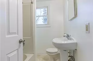 953 7th St Ext, New Kensington, PA 15068 - Photo 13