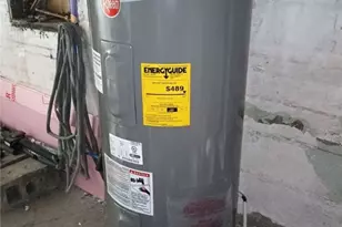 210 N 4th St, Jeannette, PA 15644 - Photo 23