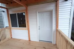 210 N 4th St, Jeannette, PA 15644 - Photo 3