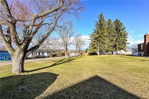 1938 Gay Ave, Hempfield Township, PA 15601 - Photo 45