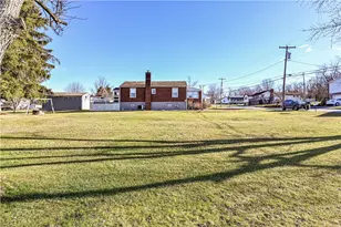 1938 Gay Ave, Hempfield Township, PA 15601 - Photo 43