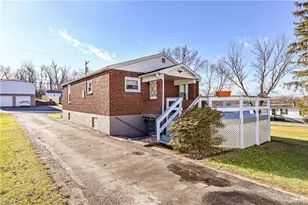 1938 Gay Ave, Hempfield Township, PA 15601 - Photo 7