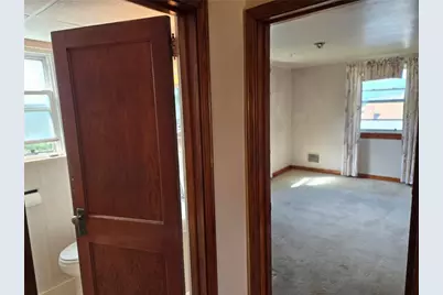 416 Walnut Ave, Clairton, PA 15025 - Photo 17