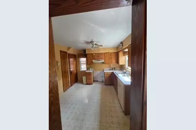 416 Walnut Ave, Clairton, PA 15025 - Photo 13