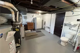 1581 Greencrest Dr, Pittsburgh, PA 15226 - Photo 13