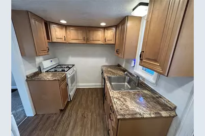 1581 Greencrest Dr, Pittsburgh, PA 15226 - Photo 5