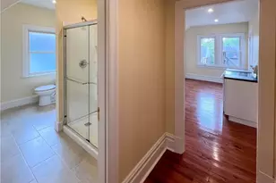 926 Savannah Ave, Pittsburgh, PA 15221 - Photo 9