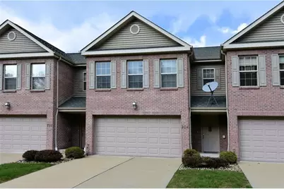 204 Adele Ct, Ross Twp, PA 15229 - Photo 1