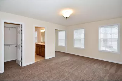 204 Adele Ct, Ross Twp, PA 15229 - Photo 11