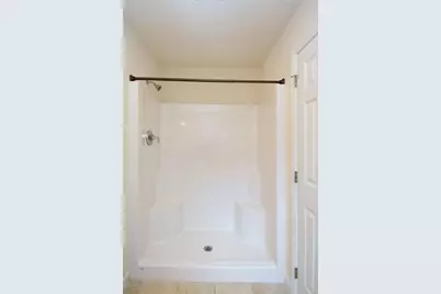 204 Adele Ct, Ross Twp, PA 15229 - Photo 13