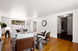 3643 Maplevue Dr, Bethel Park, PA 15102 - Photo 3