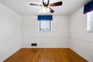 3643 Maplevue Dr, Bethel Park, PA 15102 - Photo 23